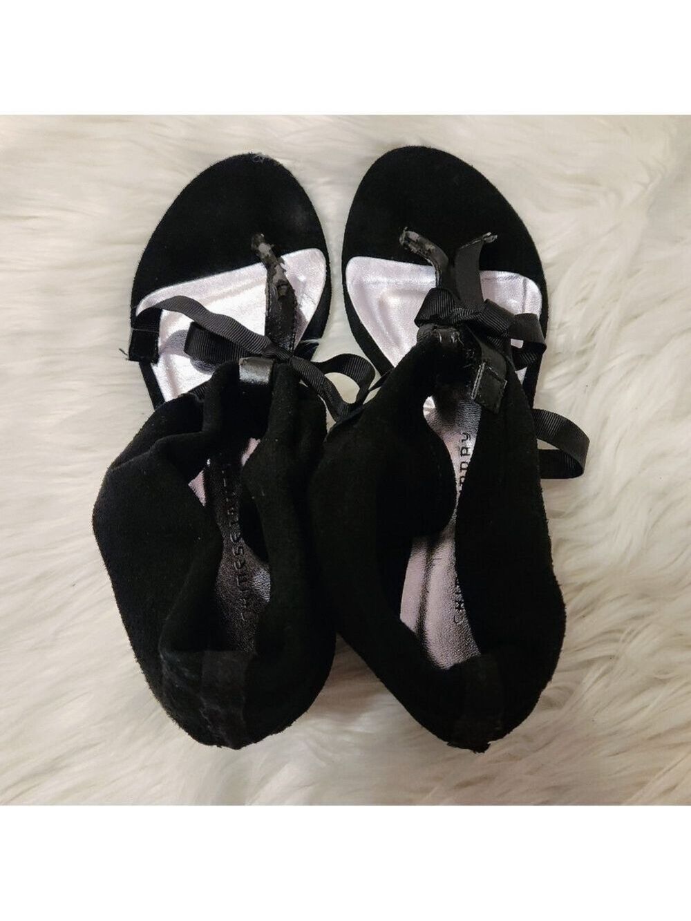 Chinese Laundry Black Suede Thong Flat Sandals Size 7.5 Medium - Picture 5 of 12